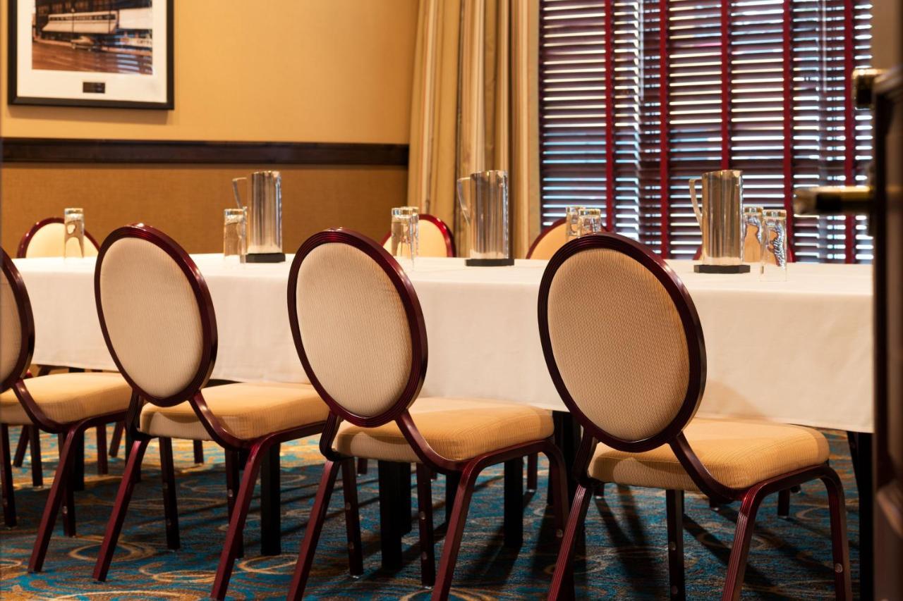 Sheraton Hotel Minneapolis Midtown מראה חיצוני תמונה
